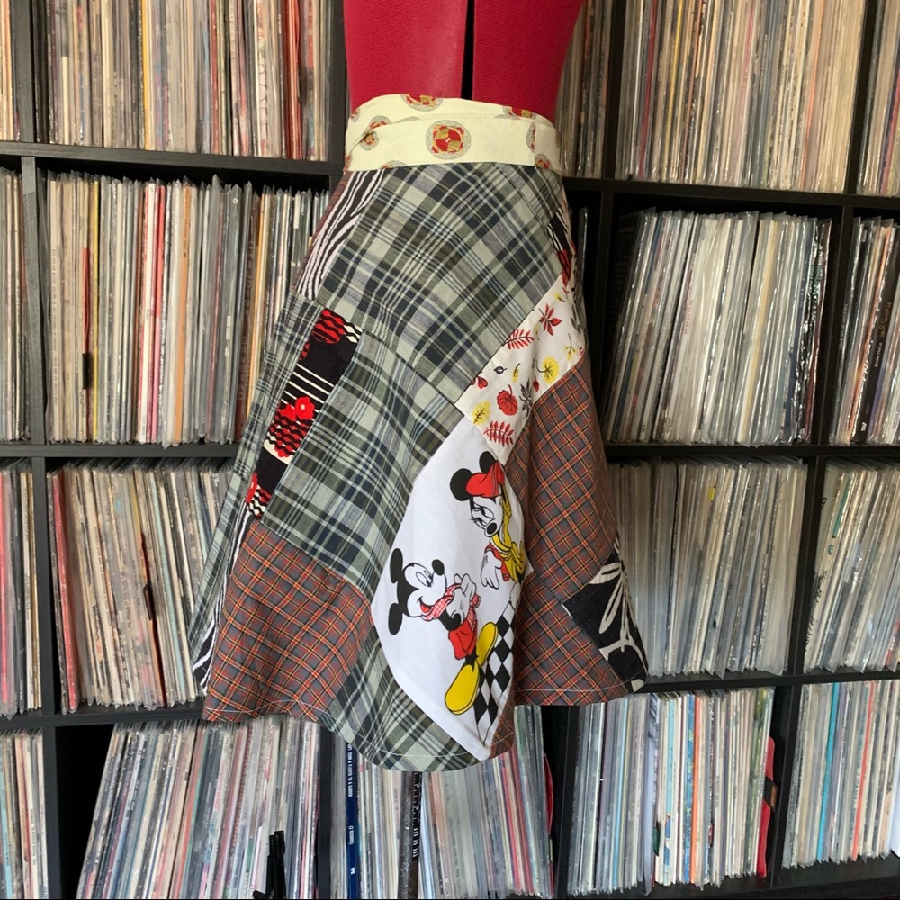 Mickey Mouse Plaid Wrap Patchwork Disneyland 80s - image 4